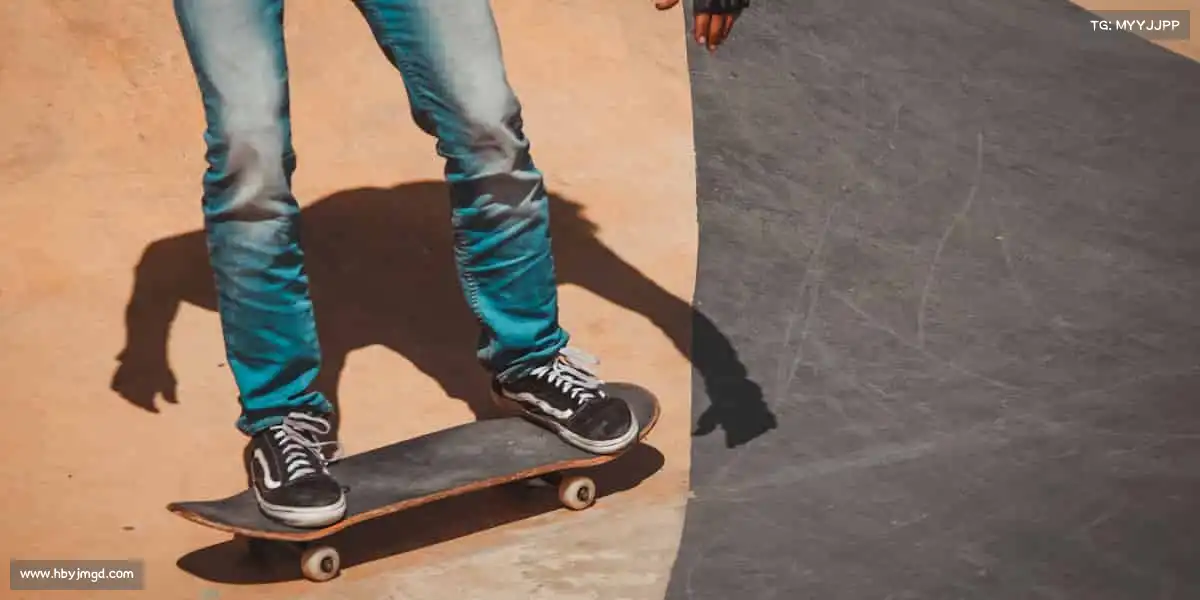 <strong>UED官网</strong>🏓热爱不分大小，运动不分年龄 —— 这里，总有属于你的舞台！